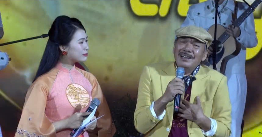 Đêm nhạc “Mùa thu cho em” khép lại chương trình Festival Huế mùa thu 2024- Ảnh 3.